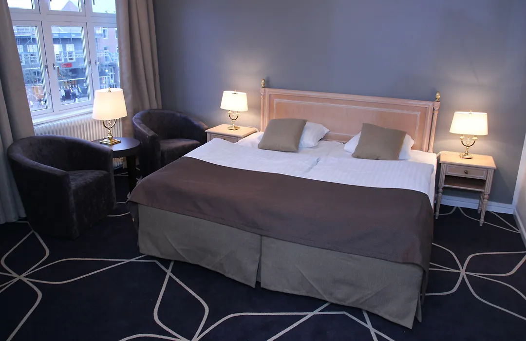 Hotel Dania-1